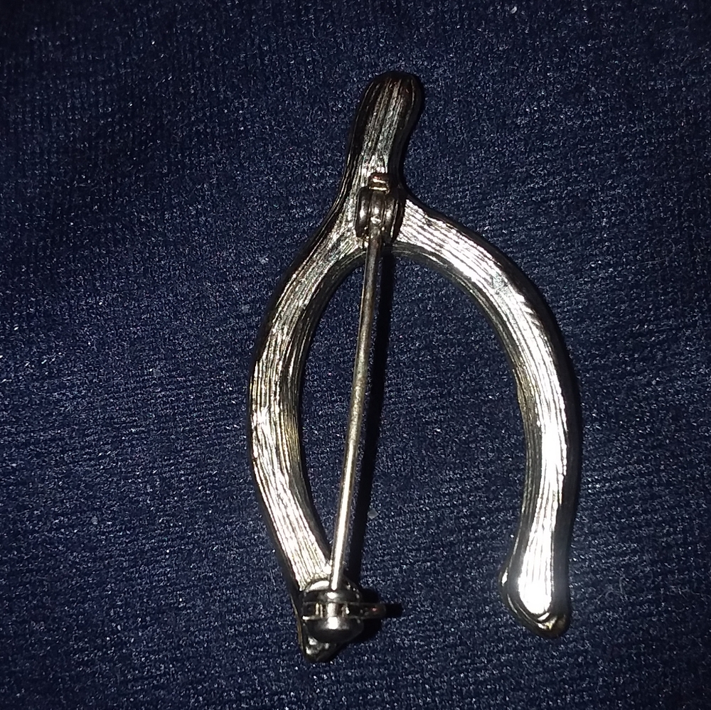 Beautiful Vtg. Wishbone Brooch - Picture 3 of 3